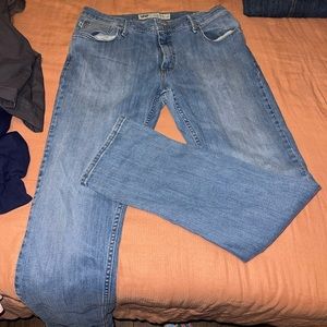 Vans Mens Taper Jeans.